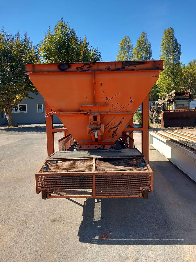 Used Tolva con tapete