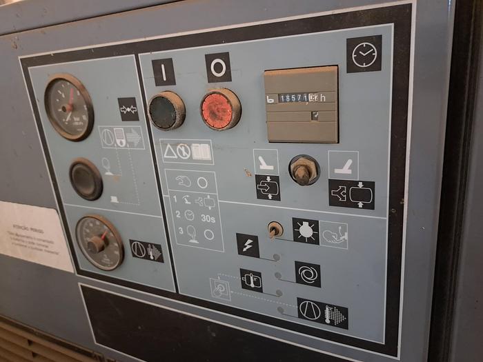 Usado Atlas Copco GA 15