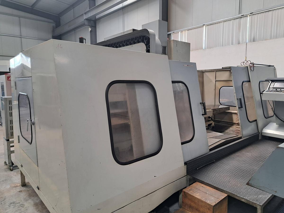 Used Centro de maquinação JONHFORD VMC-2030 AHD