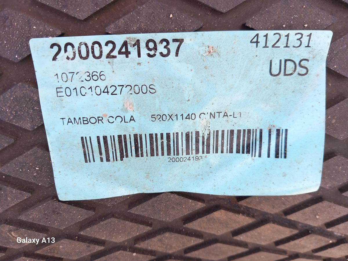 Used Tambor de acionamento com banda de rodagem ranhurada 520 x 1140