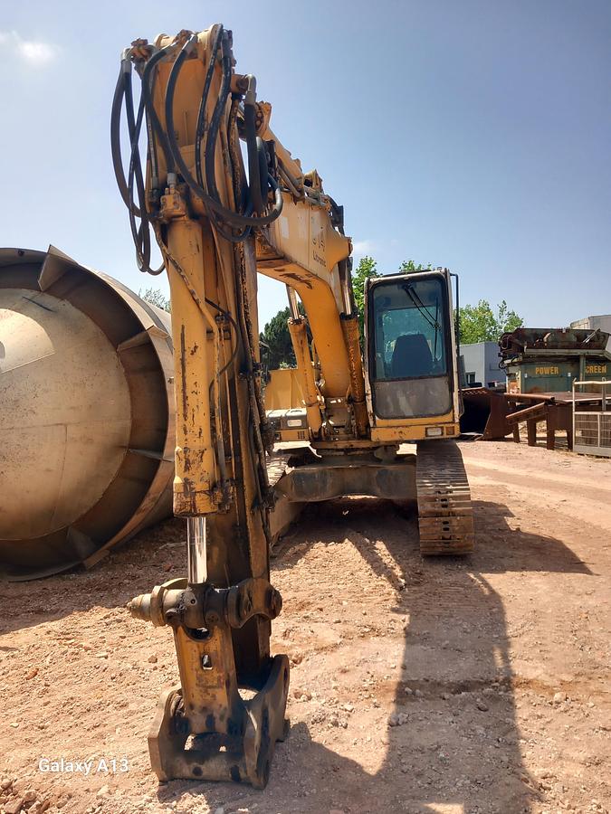 Used Giratória de rastos Liebherr R914