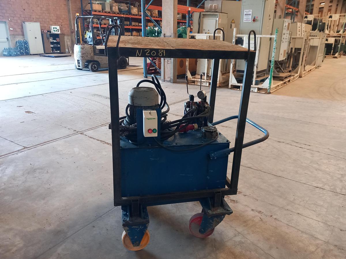 Used  Centralina hidraulica Aplindustrias 4 kw