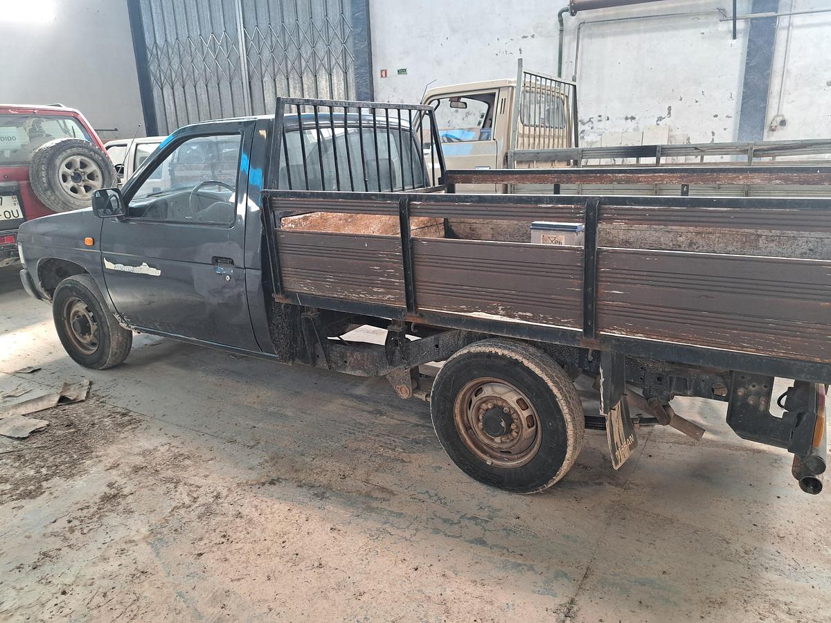 Used Nissan RGD 21