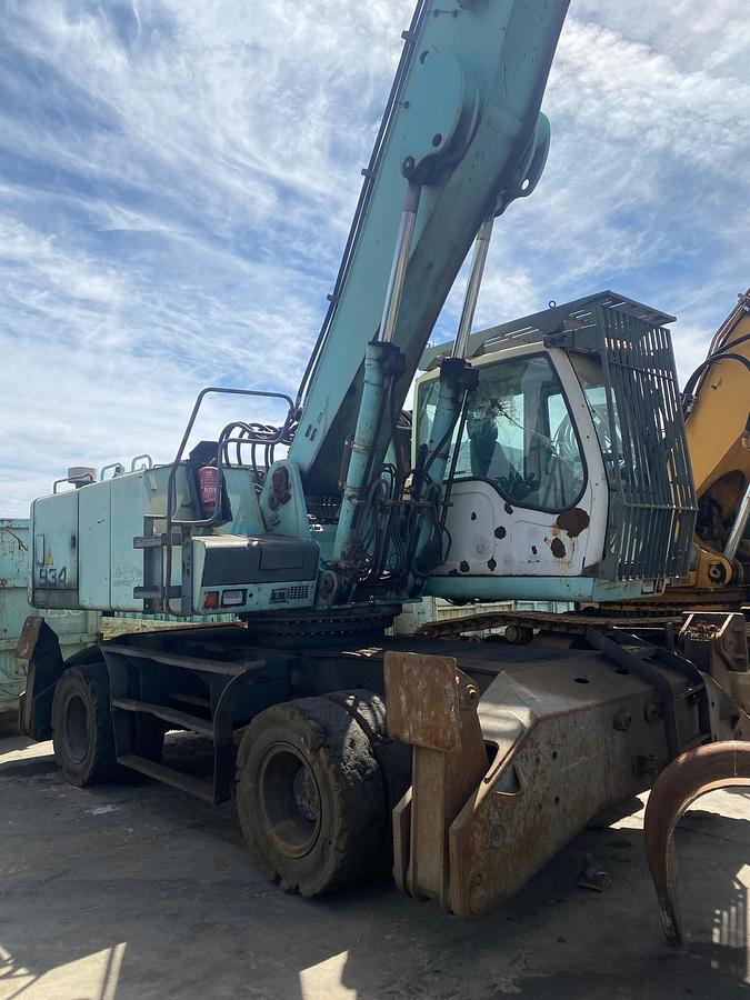 Used 2000 Liebherr A904