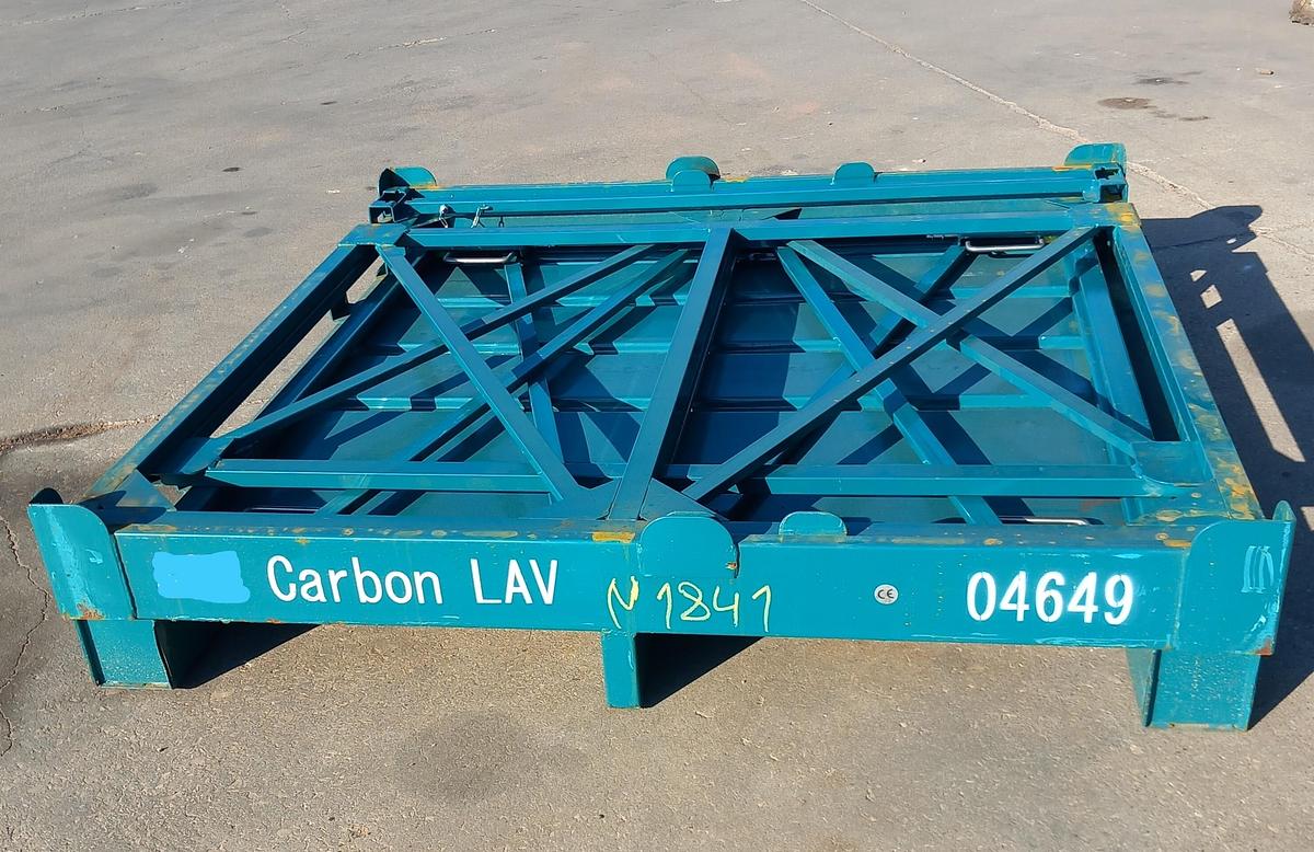 Used Contentores / Racks empilháveis