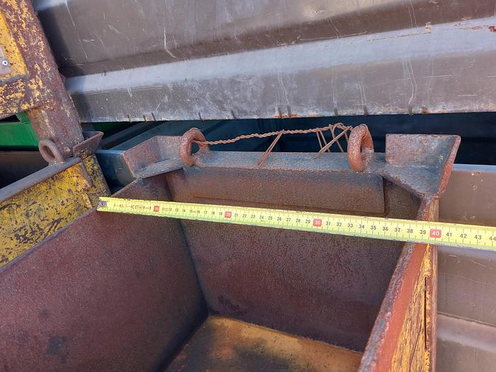 Used Caixas metálicas