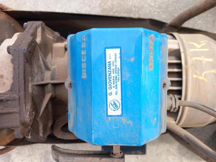 Usado Guincho elétrico de 200 kg