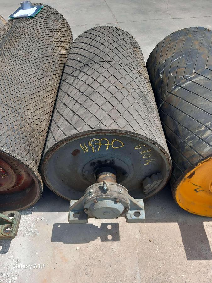 Used Tambor de acionamento emborrachado nervurado 620 x 1150 
