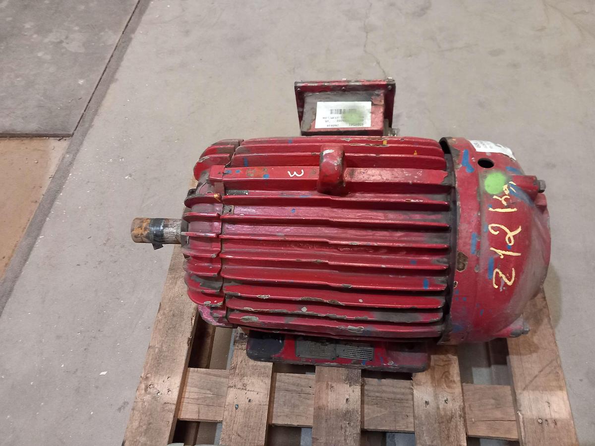 Used Motor elétrico industrial INDAR 20 CV