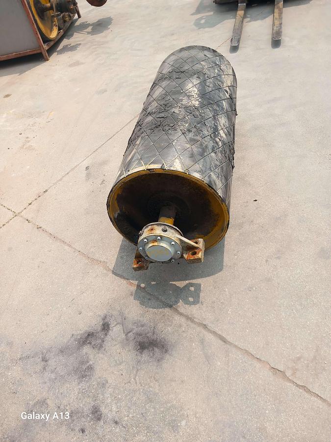 Used Tambor de acionamento emborrachado nervurado 500 x 1140