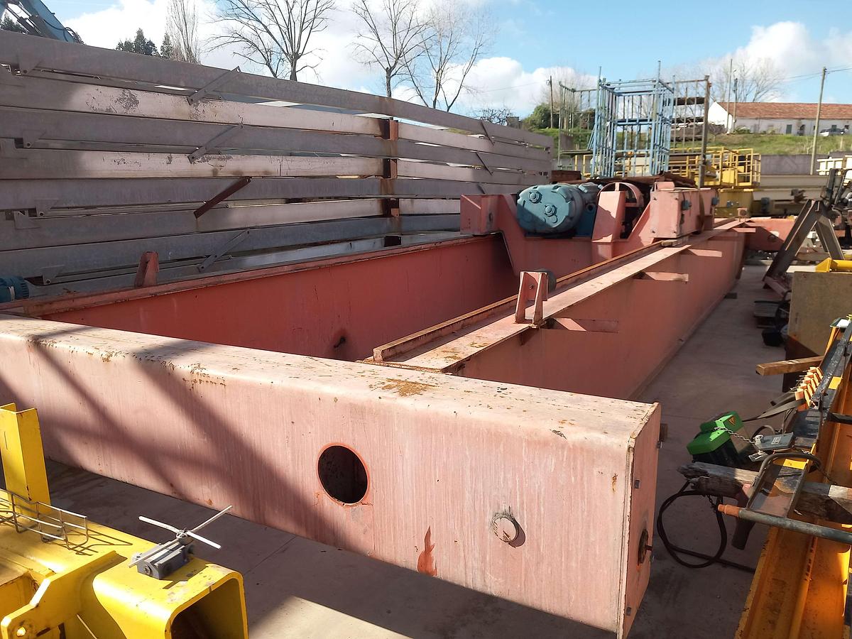 Used Ponte rolante DEMAG de 30 ton, 11,5 m