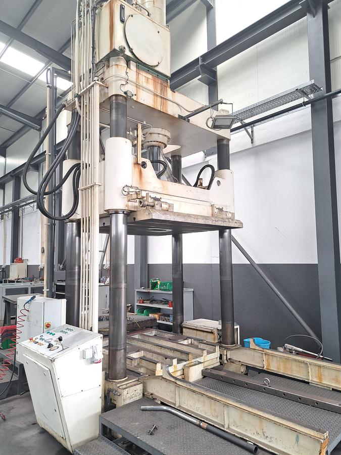 Used Prensa hidráulica TUS 160