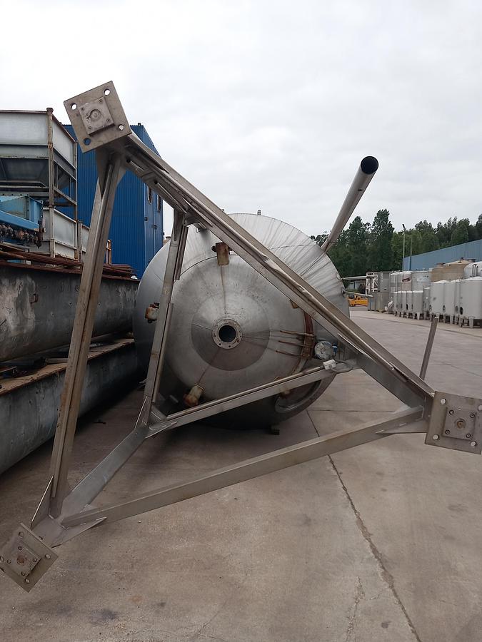 Used Depósito de inox 65.000 l