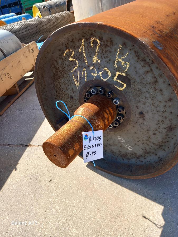 Used Tambor de acionamento com banda de rodagem lisa 520 x 1140