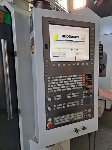 Usado Centro de maquinação TAKUMI VC1052