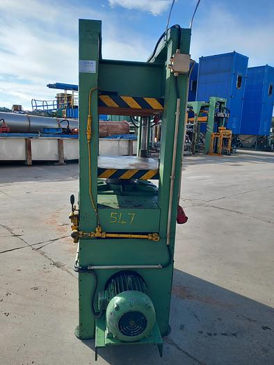 Used Prensa hidráulica 4 colunas