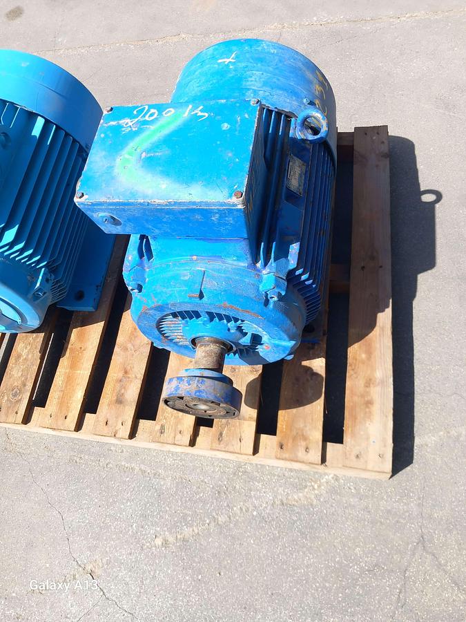 Used Motor elétrico KSB 40 CV