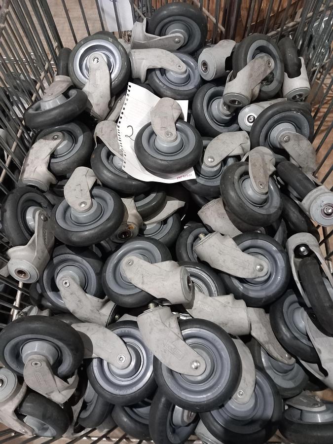 Used Rodas Caddie Casddistar/Tente