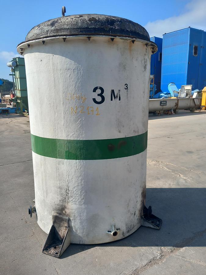 Used Deposito de fibra Polinave 3000 l.