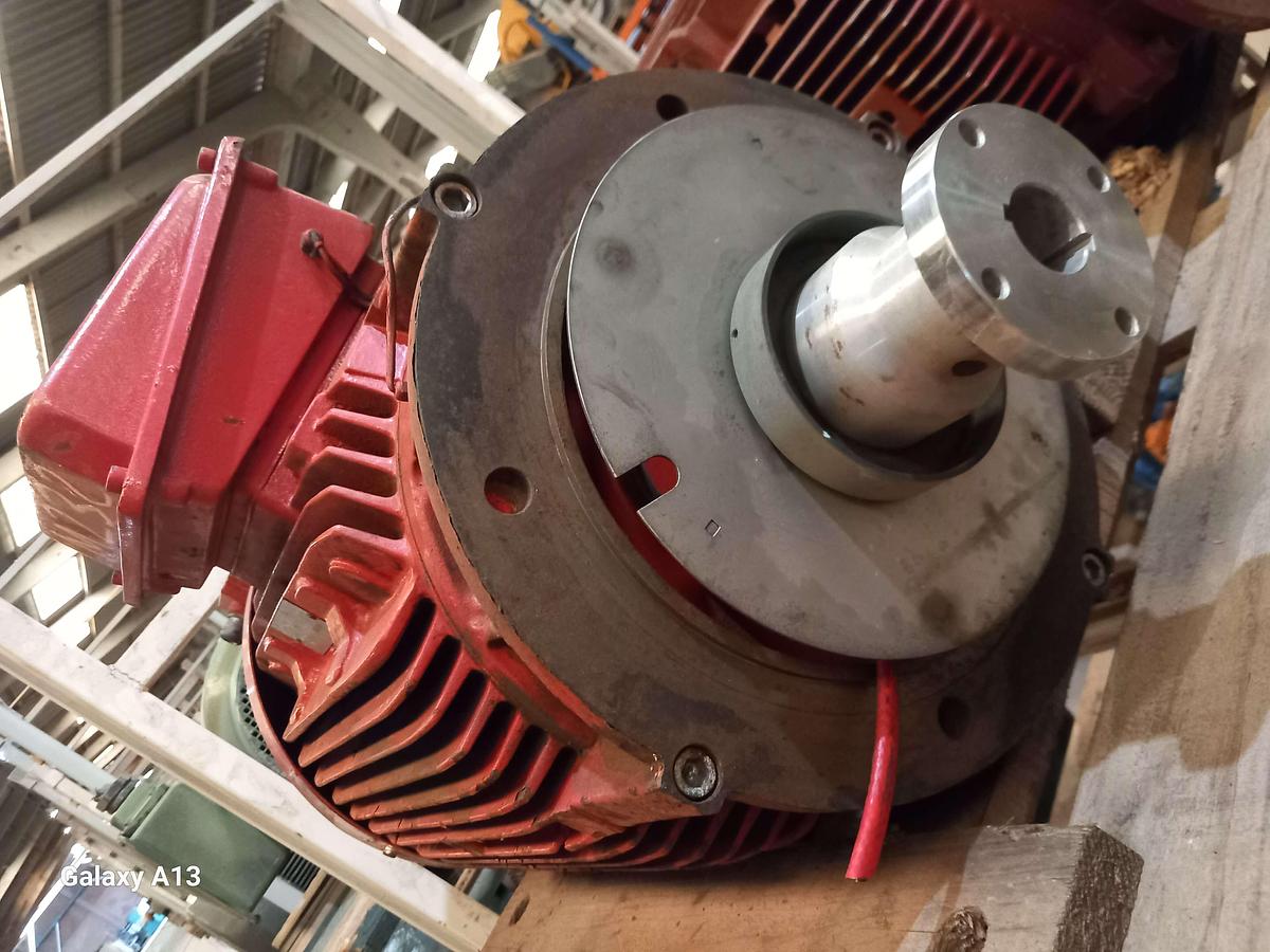 Used Motor elétrico industrial 60 CV