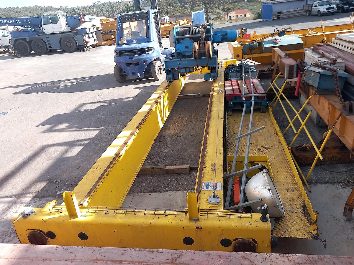 Used Ponte rolante Vicinay 15 Tn 8,60 mt