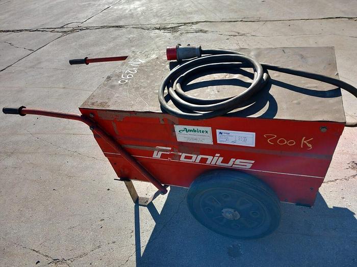 Usado Máquina de soldar FRONIUS WTV 657