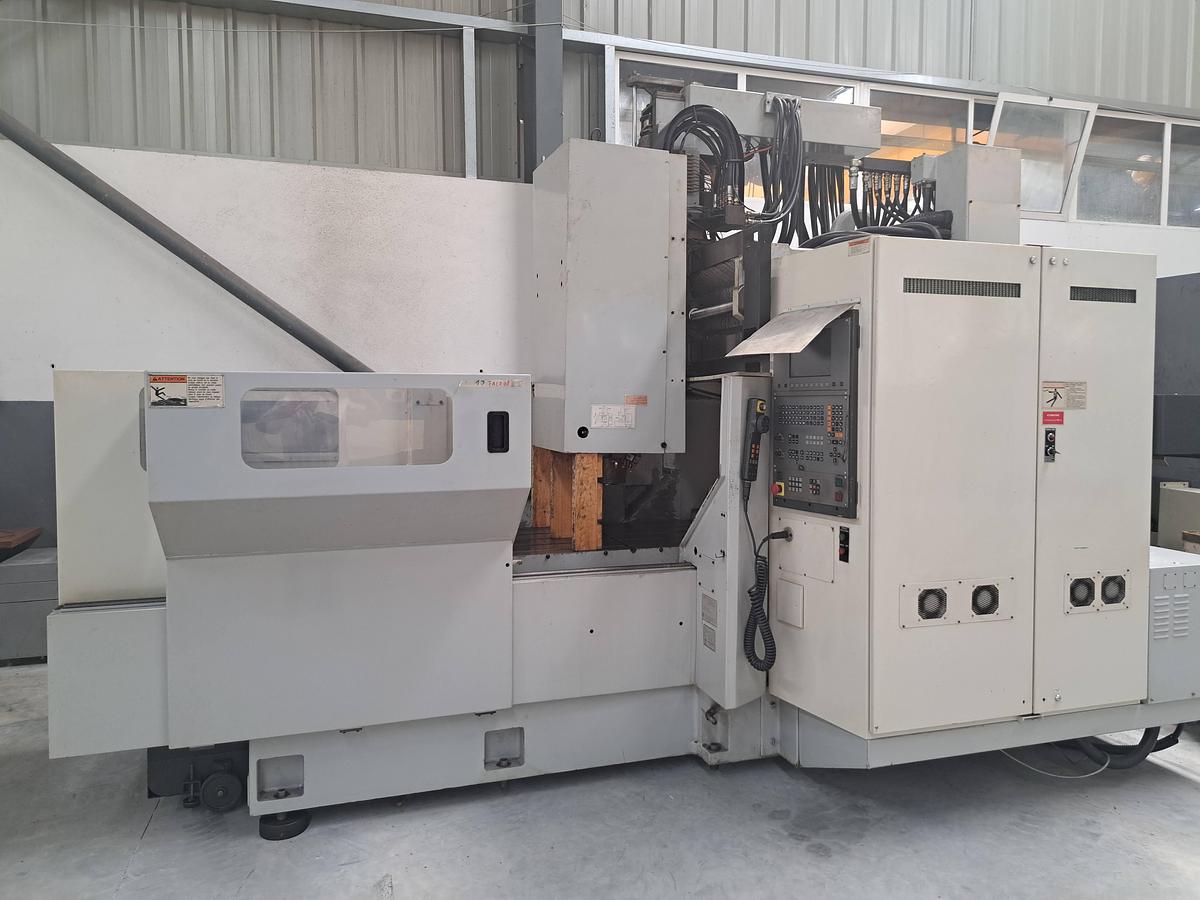 Used Centro de maquinação MAZAK VOC30/50B