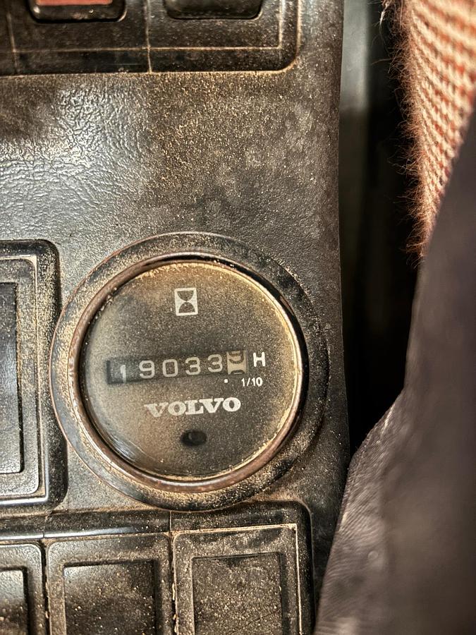 Used Giratória de rastos VOLVO EC360 BNLC