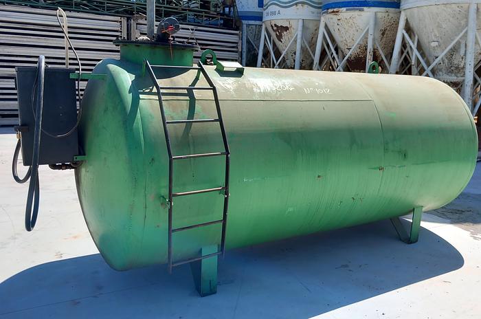 Used Depósito de combustível de 6.000 lt