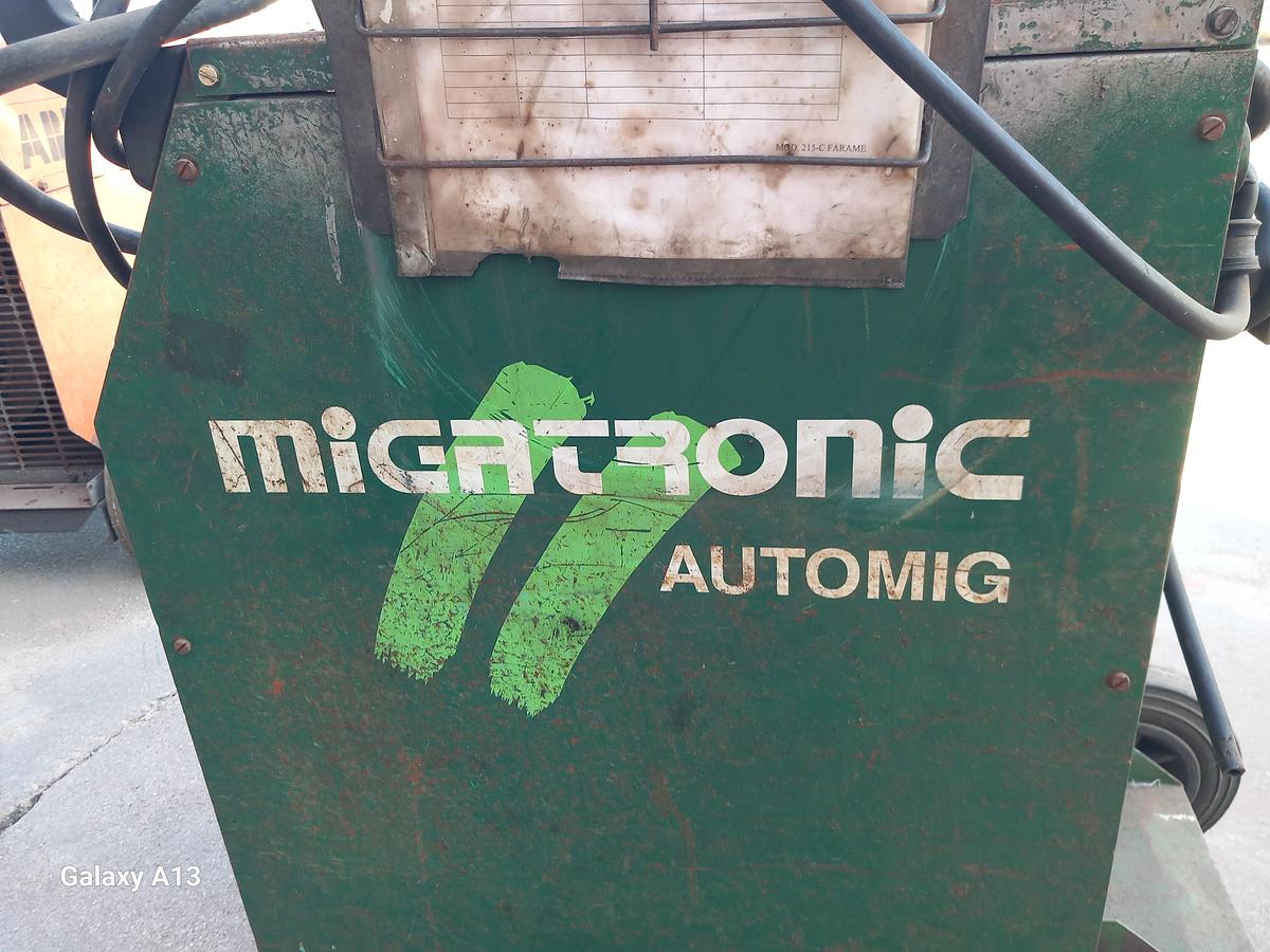 Used Máquina de soldar Migatronic Automig 273