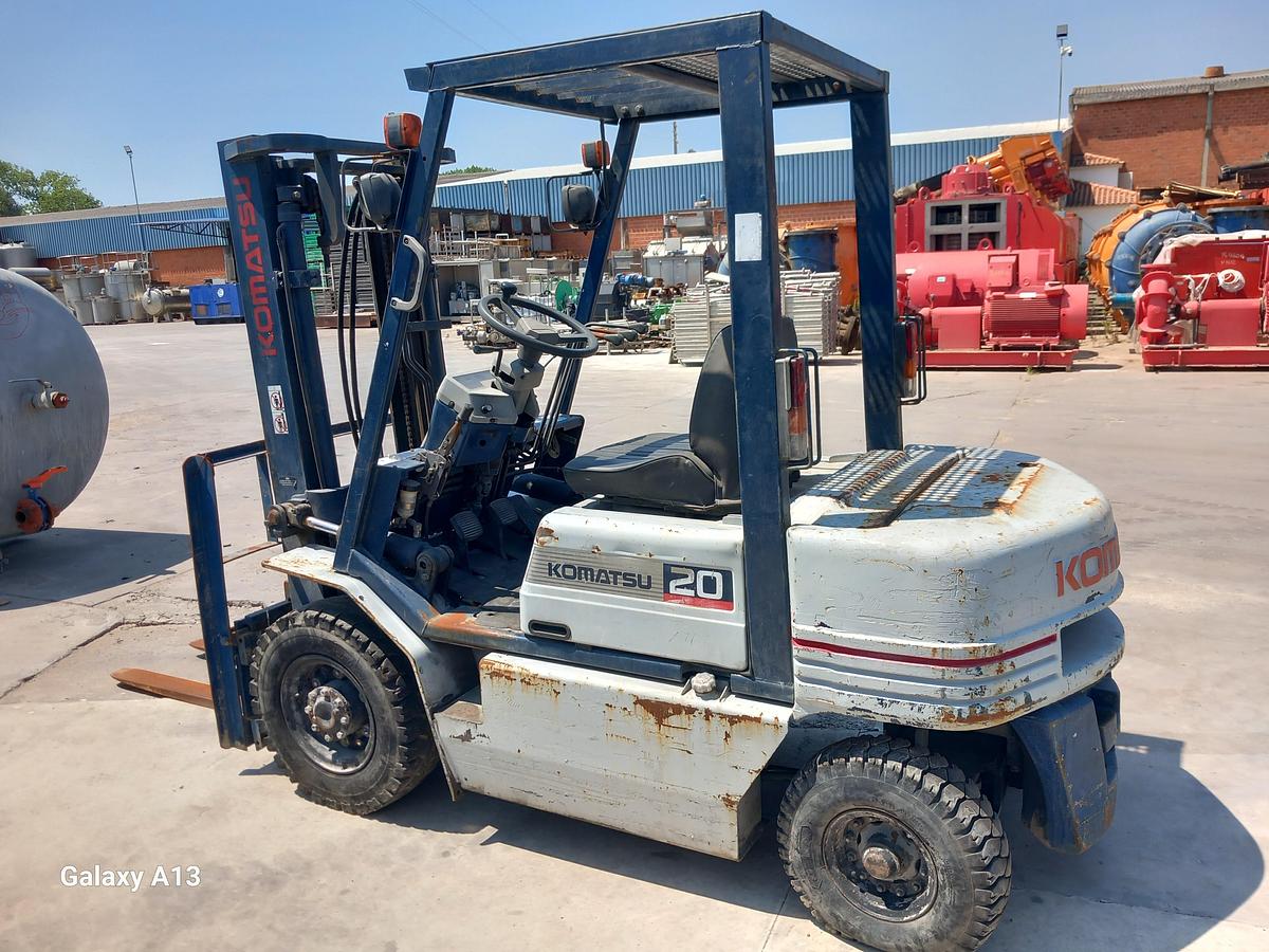 Used Empilhador KOMATSU FG20-11