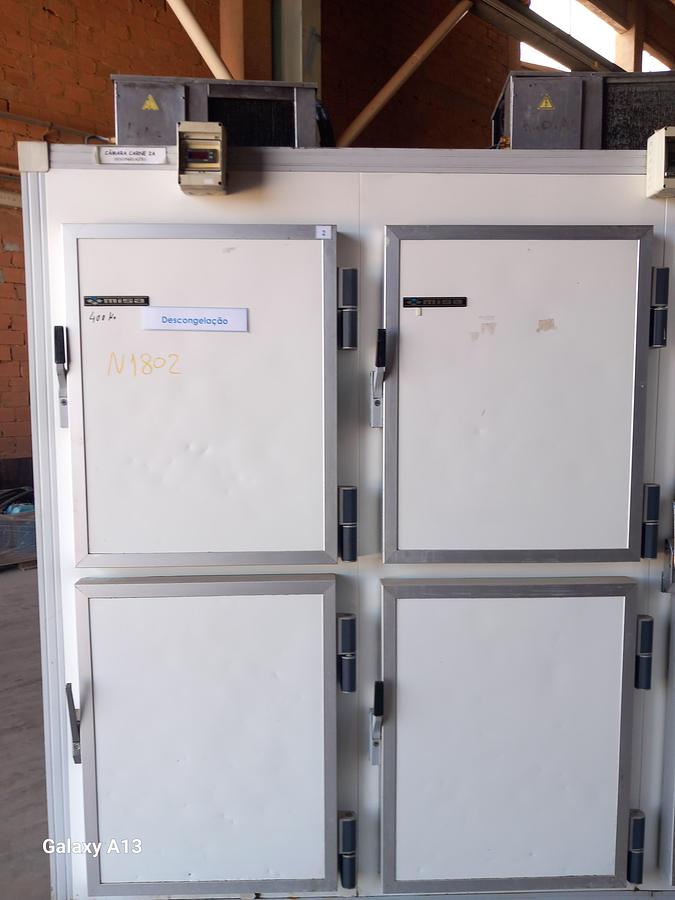 Used Misa arca descongelação e preparação
