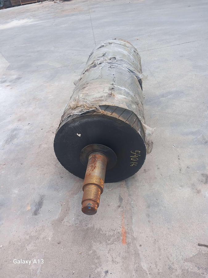 Used Tambor de acionamento emborrachado nervurado 630 x 1600 