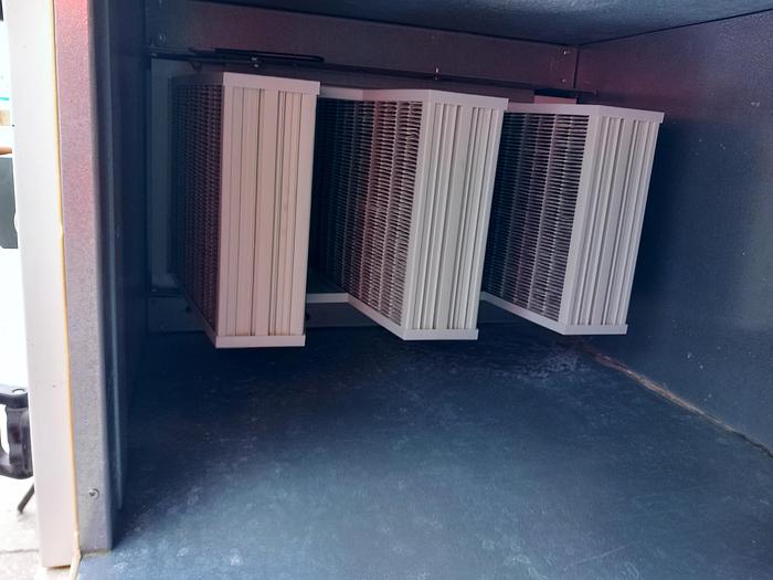 Used Grupo de frio composto por 2 centrais e 14 evaporadores PECOMARK / SKK /CENTAURO