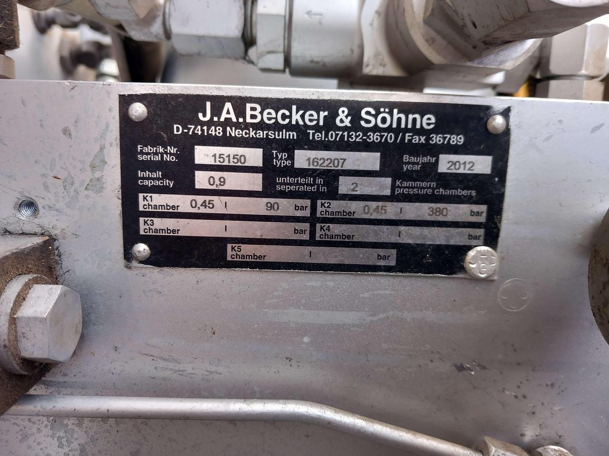 Used 2013 Compressor J.A. Becker e So SV-225/250