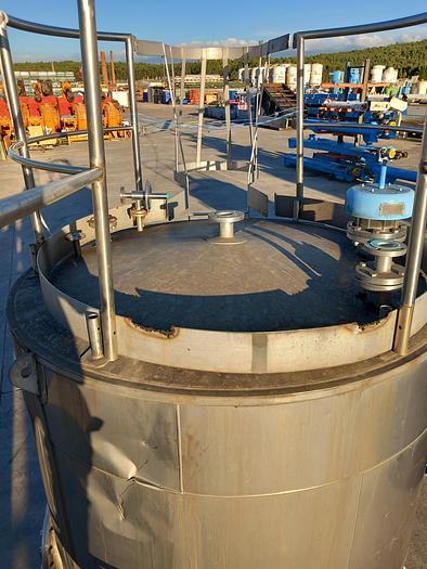 Used Reservatório de inox de 7000 litros