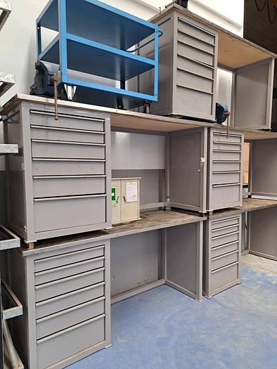 Usado Bancada de trabalho com torno