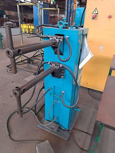 Used Máquina de soldar por pontos ARO