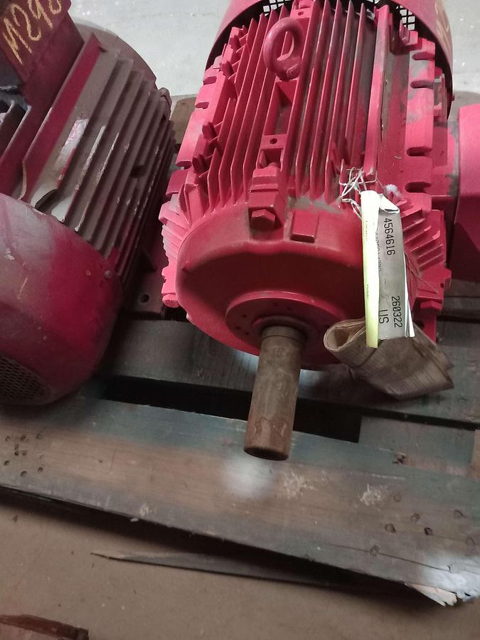 Used Motor elétrico industrial Siemens 9 CV
