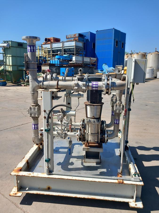 Used Central de bombagem de agua 3 Kw