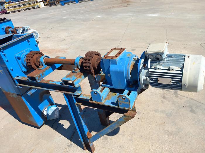 Usado Transportador de rosca / sem-fim de 7 metros