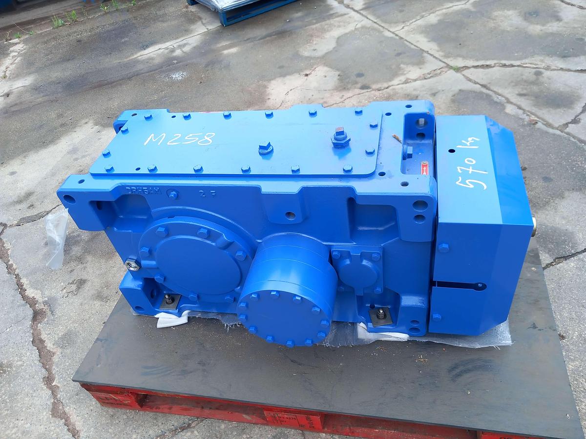 Used Motor com caixa redutora Sumitomo Drive PHA90 55R2-RRFB-11.2