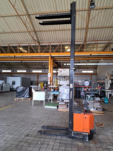 Used Staker elétrico Toyota