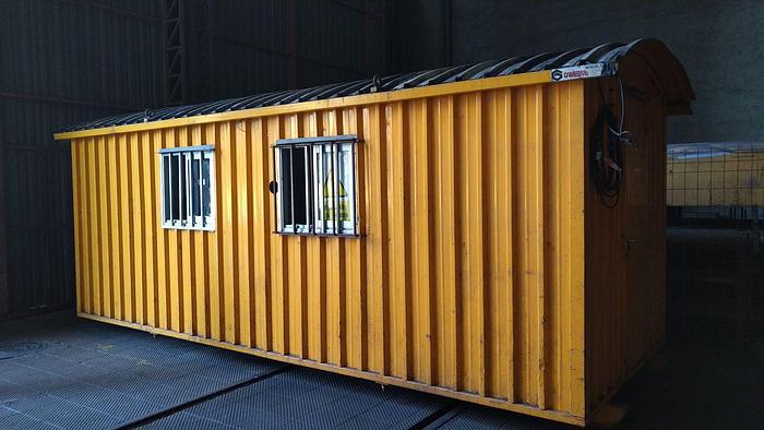 Usado Cabine de dois quartos 6 x 2,5 mt