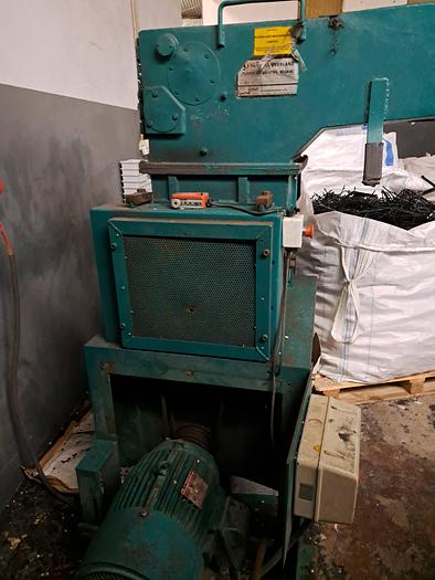 Usado Moinho granulador de plástico USI - CUMBERLAND