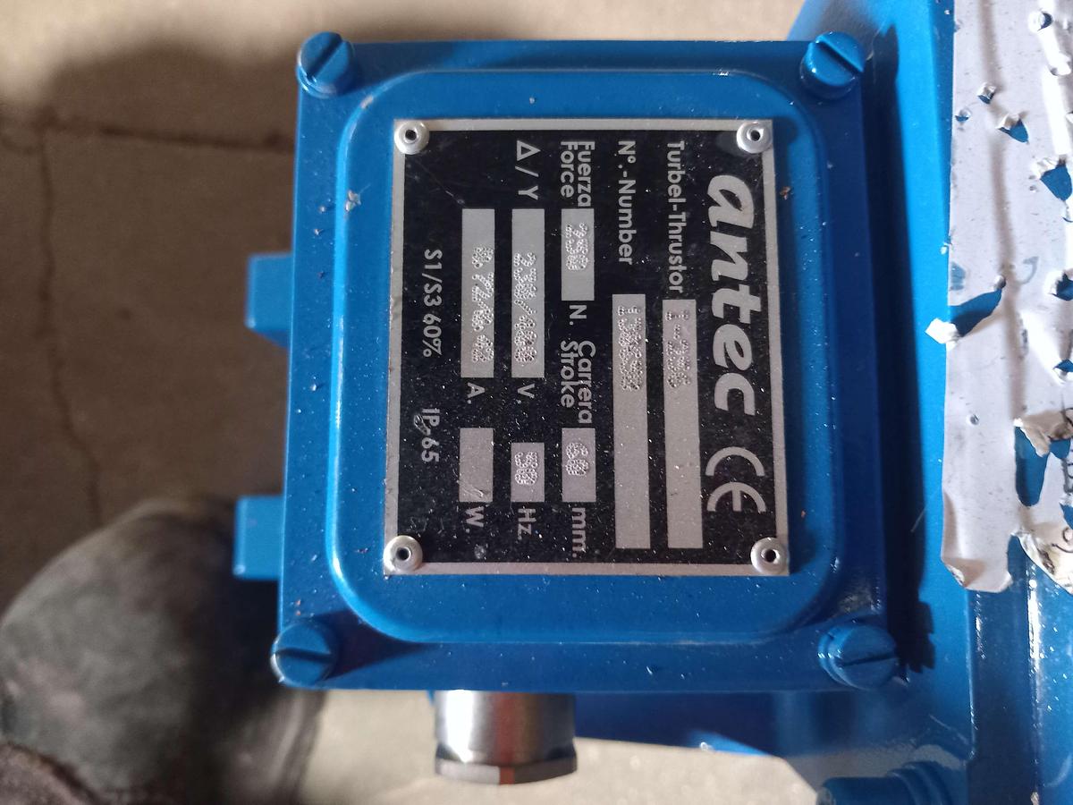 Used 2013 Propulsor arrancador Electro-hidraulico Antec I/256