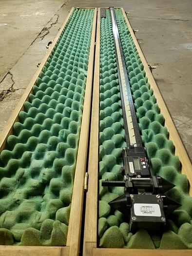 Used MITUTOYO VERSAGAGE CF DIGIMATIC w/ CASE