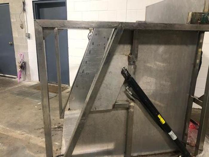 Used Hydraulic Tote Dumper