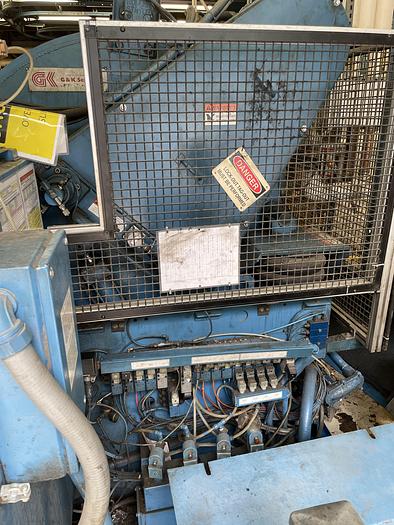 Used 2005 Ellis 900lb washer/extractor