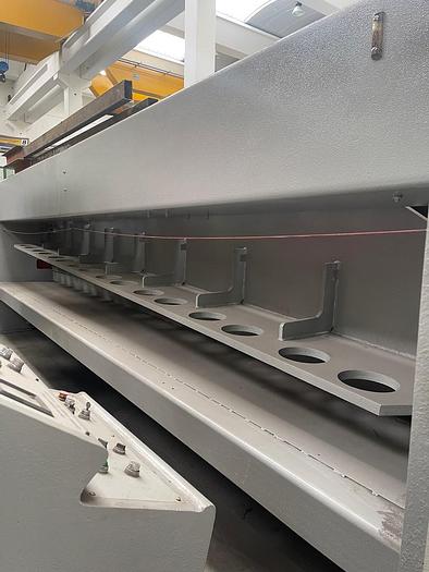 Usato CESOIA BL IDRAULICA 6050 PER RETI